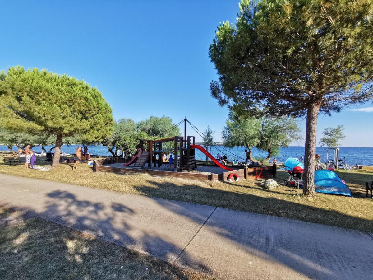 Stella Deluxe Superior 5 Star Apartment, Your Piece Of Heaven By The Sea & Park, With Sea View Novigrad  Zewnętrze zdjęcie