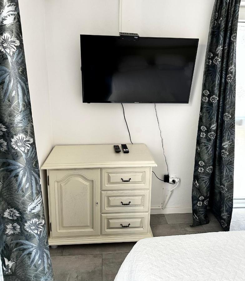 Stella Deluxe Superior 5 Star Apartment, Your Piece Of Heaven By The Sea & Park, With Sea View Novigrad  Zewnętrze zdjęcie